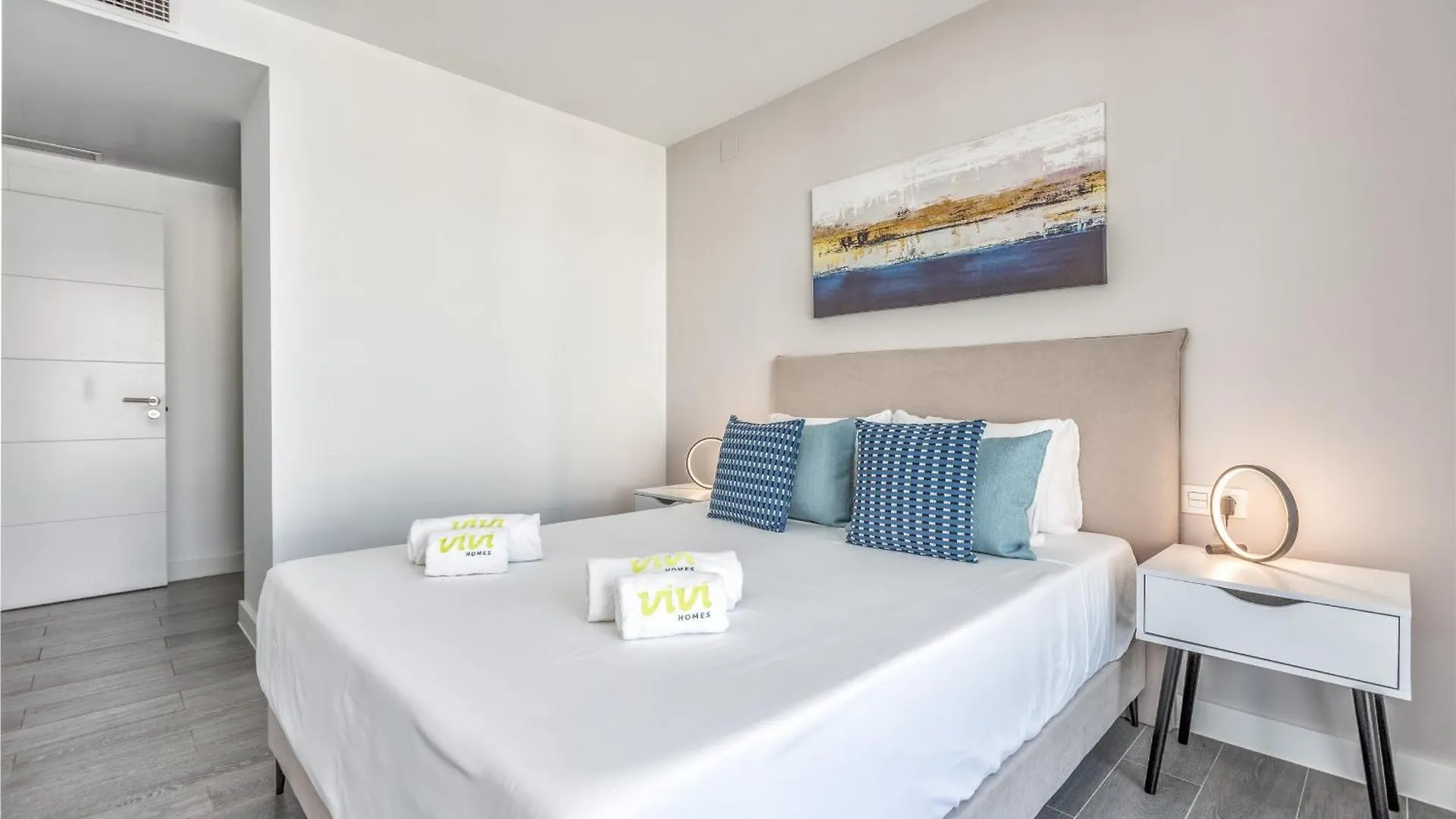 Vivi Homes - Luxor Gym, Pool, Terrace & Beach Mijas Lejlighed